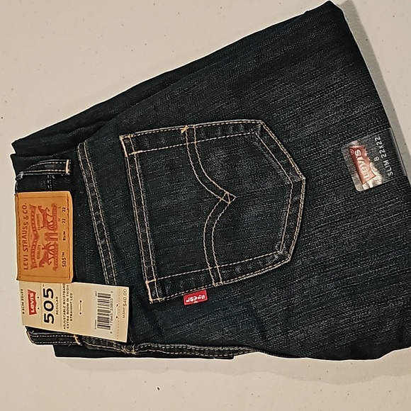 🖤💜Levi's Dark Wash Slim Jeans -A9 - Picture 1 of 3
